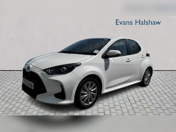 Used Toyota Yaris 2023 for sale - 79535661: Photo
