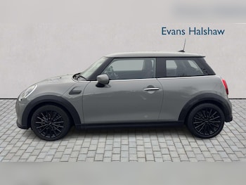 Used MINI Hatch 2022 for sale - 77860280: Photo