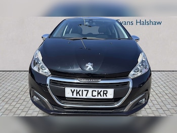 Used Peugeot 208 2017 for sale - 79095835: Photo