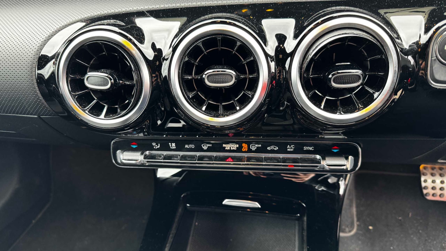 Used Mercedes-Benz A-Class 2019 for sale - 77928454: Photo 23