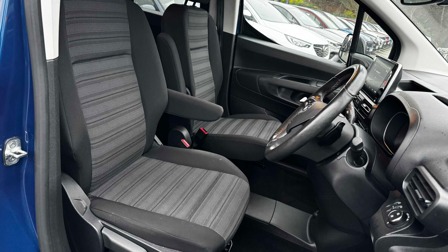 Used Vauxhall Combo Life 2022 for sale - 77859015: Photo 17