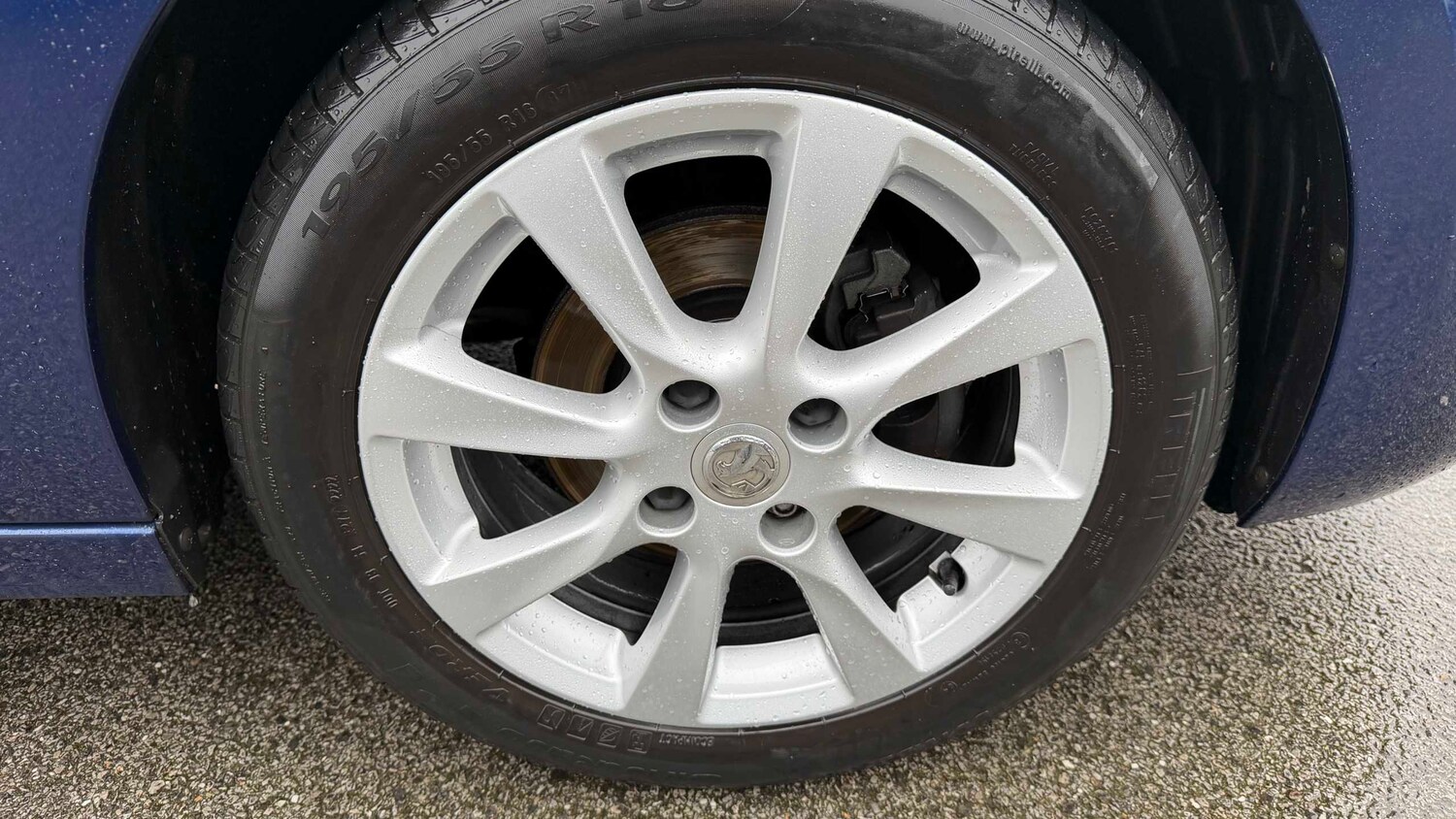 Used Vauxhall Corsa for sale - 77861951: Photo 6