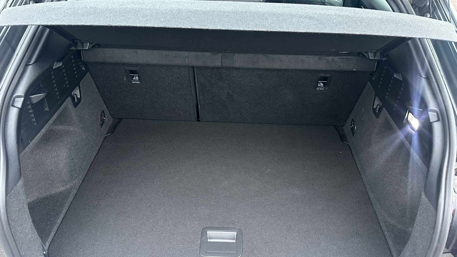 Used Audi Q2 2022 for sale - 77857170: Photo 8