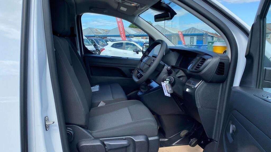 Used Vauxhall Vivaro 2025 for sale - 77860622: Photo 7