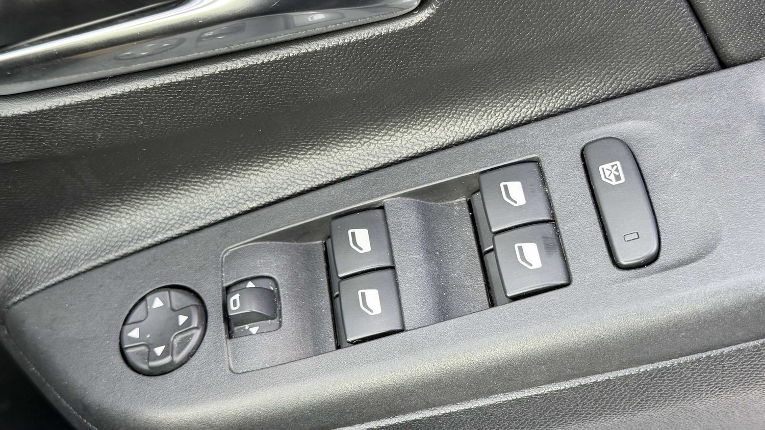 Used Vauxhall Corsa for sale - 77856982: Photo 12