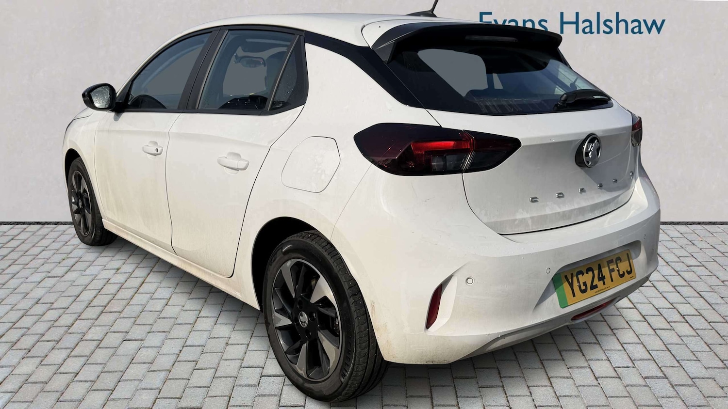 Used Vauxhall Corsa for sale - 77856982: Photo 2