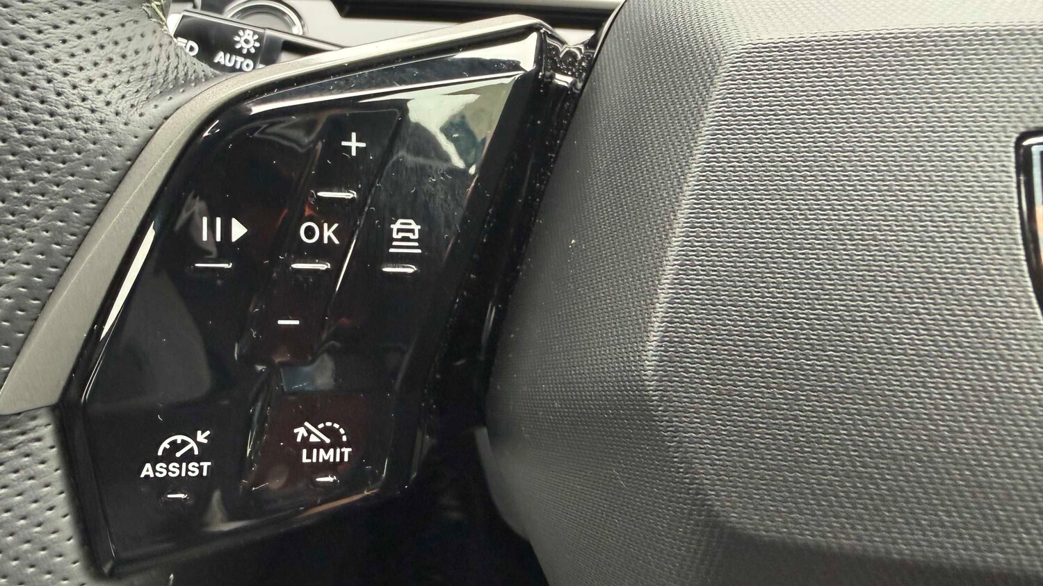 Used Peugeot 3008 for sale - 77858836: Photo 15