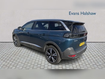 Used Peugeot 5008 2022 for sale - 79351840: Photo