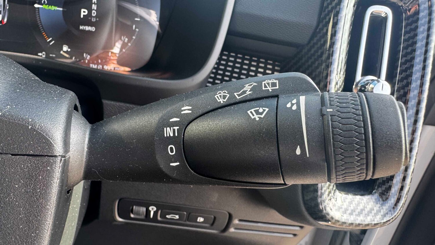 Used Volvo XC40 for sale - 77960688: Photo 19