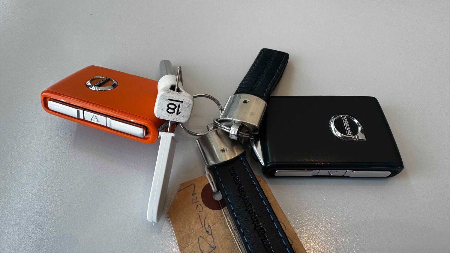 Used Volvo XC40 for sale - 77960688: Photo 27