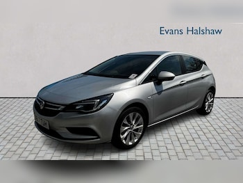Used Vauxhall Astra 2017 for sale - 79523900: Photo