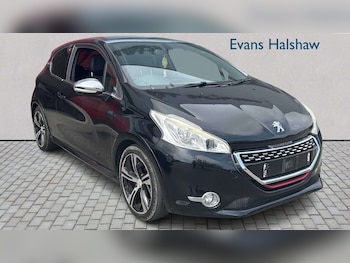 Used Peugeot 208 2015 for sale - 79172473: Photo