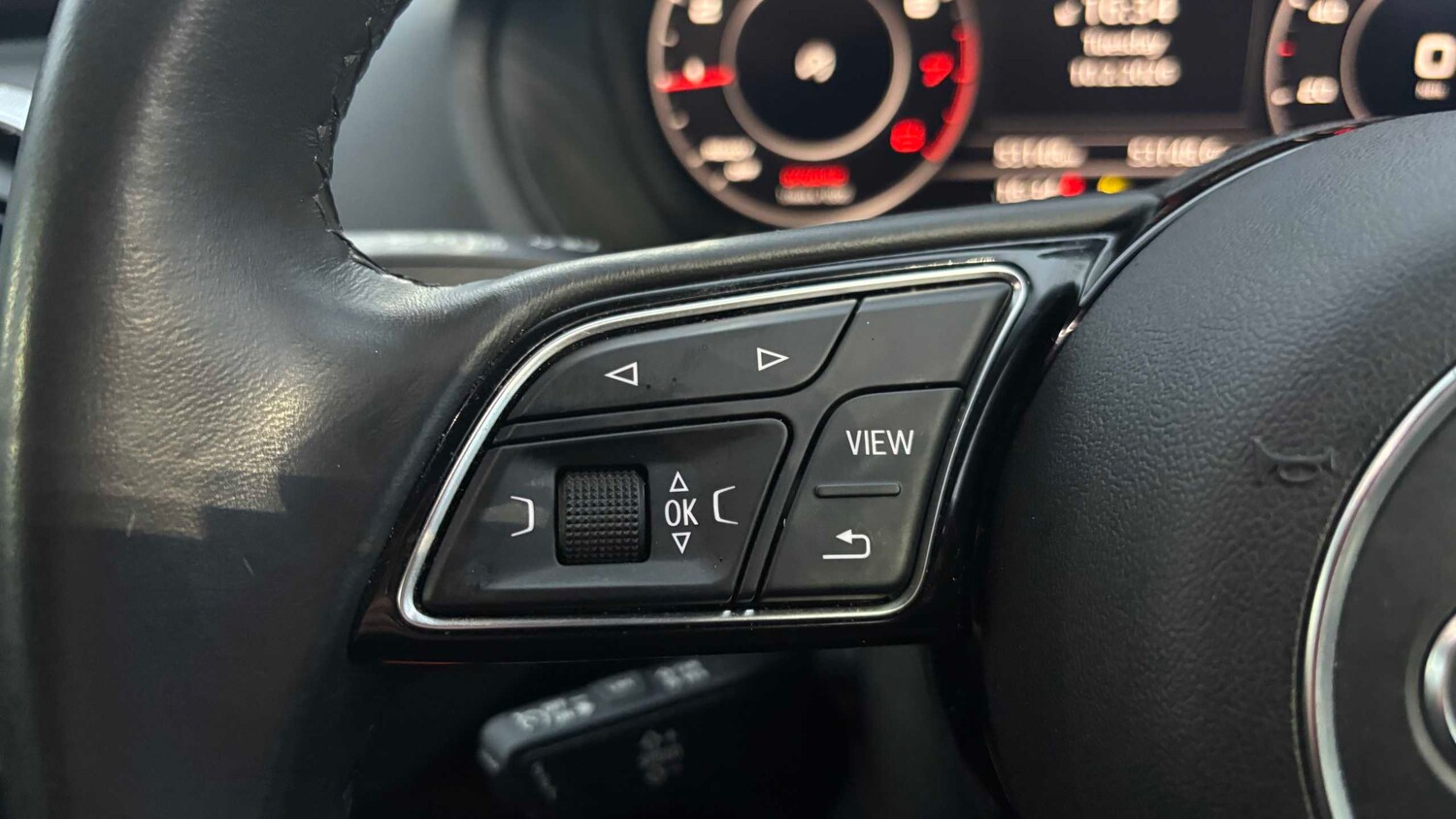 Used Audi Q2 2023 for sale - 77856636: Photo 11