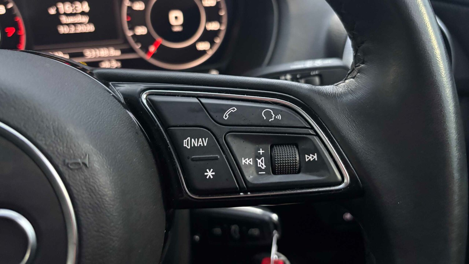 Used Audi Q2 2023 for sale - 77856636: Photo 12