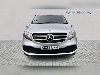 Used Mercedes-Benz V-Class 2023 for sale - 78857310: Photo