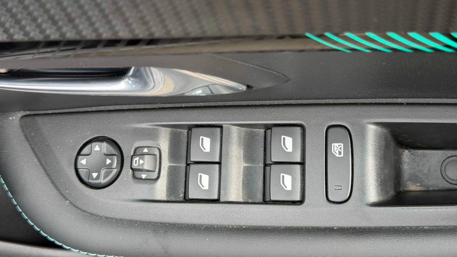 Used Peugeot 208 2022 for sale - 78137629: Photo 13