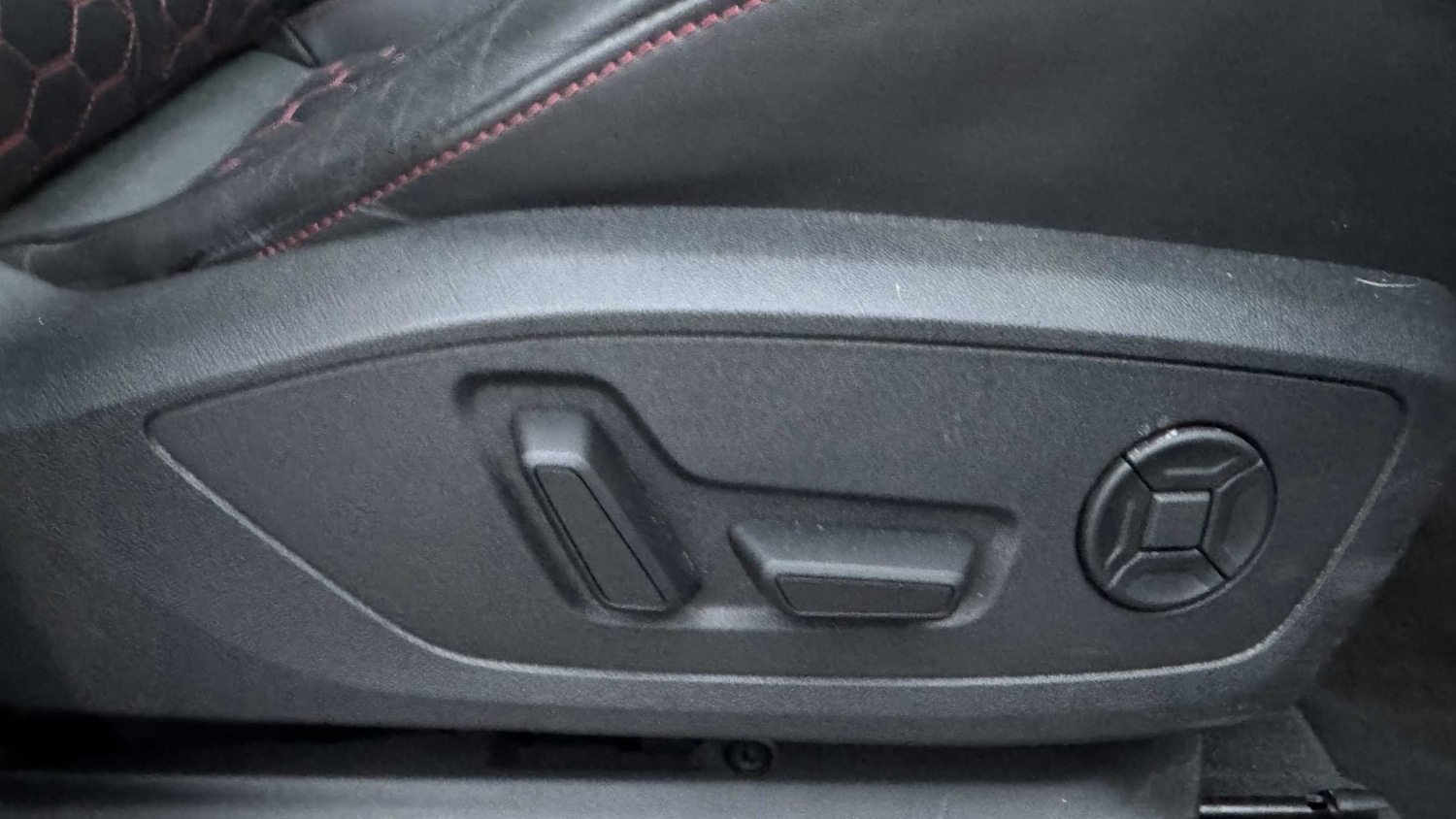 Used Audi RS Q3 for sale - 77860679: Photo 26