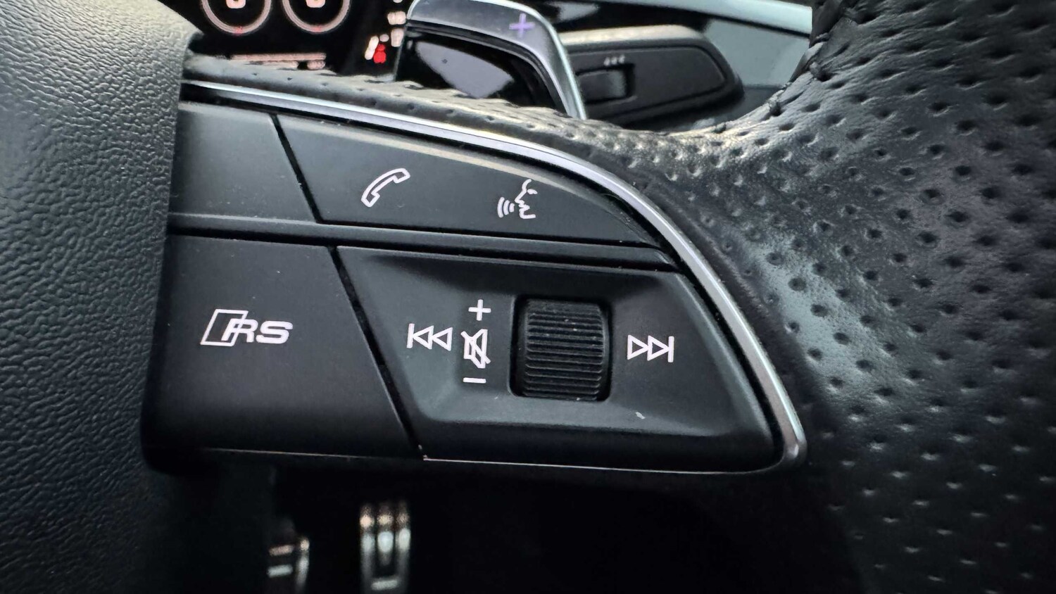 Used Audi RS Q3 for sale - 77860679: Photo 35