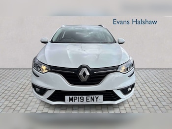 Used Renault Megane 2019 for sale - 79486598: Photo