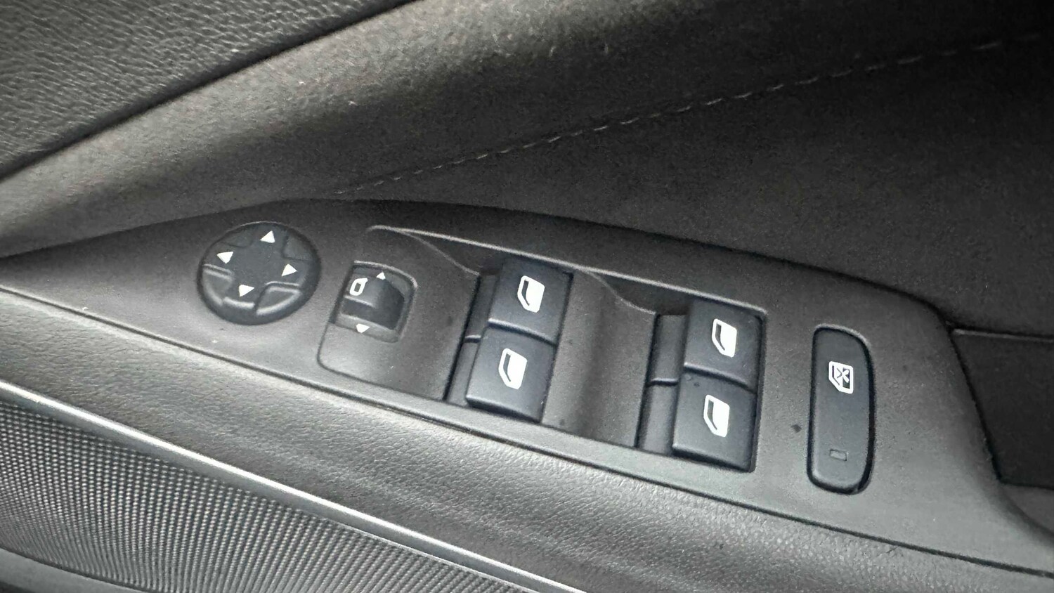 Used Vauxhall Crossland 2021 for sale - 77856556: Photo 17