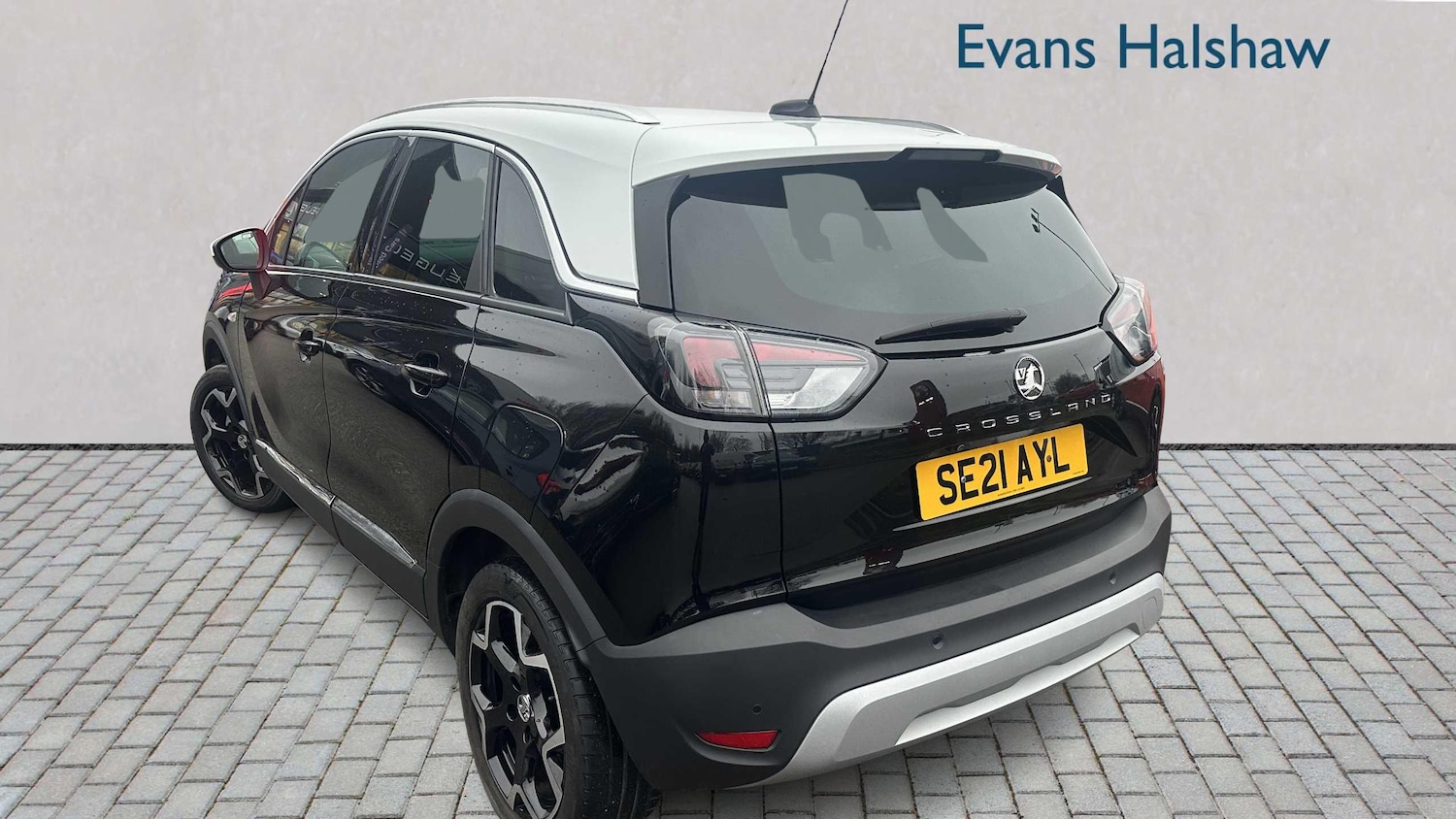 Used Vauxhall Crossland 2021 for sale - 77856556: Photo 2