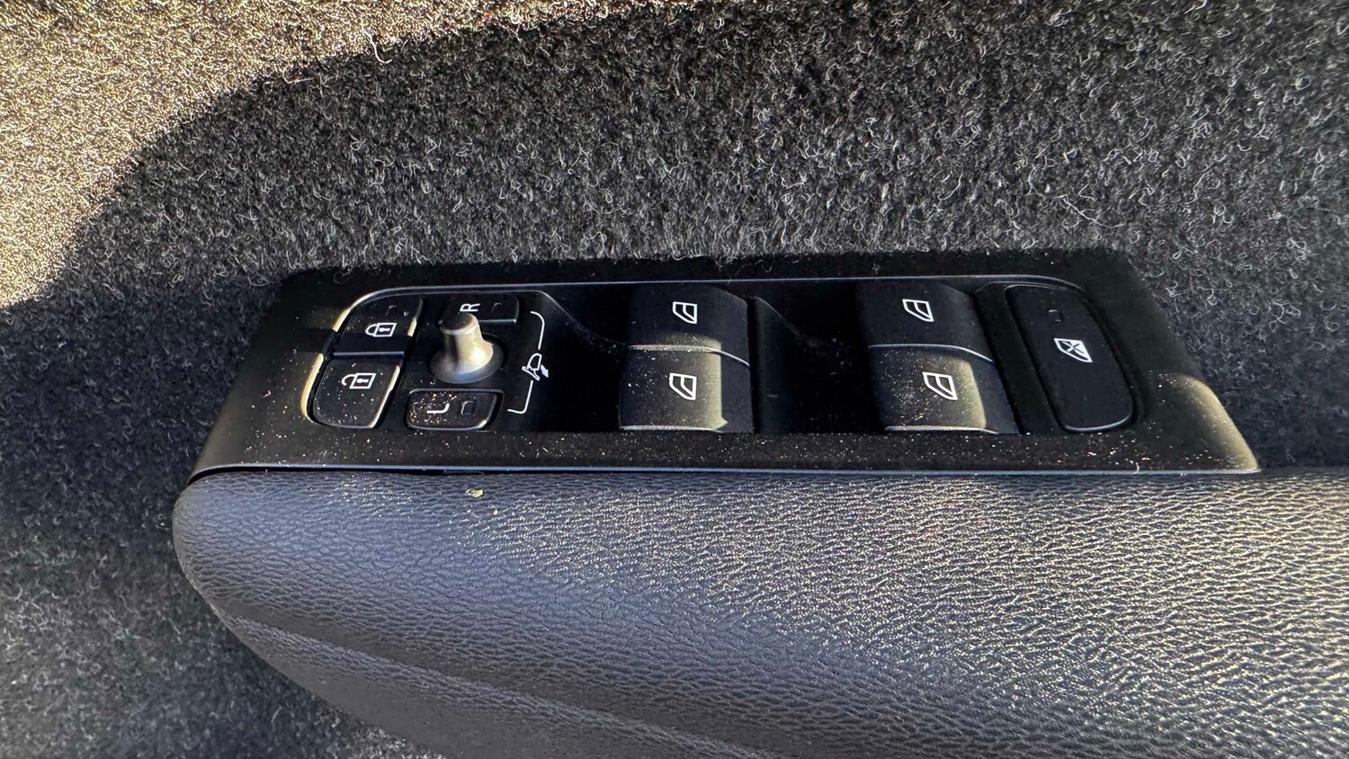 Used Volvo XC40 for sale - 77858777: Photo 13