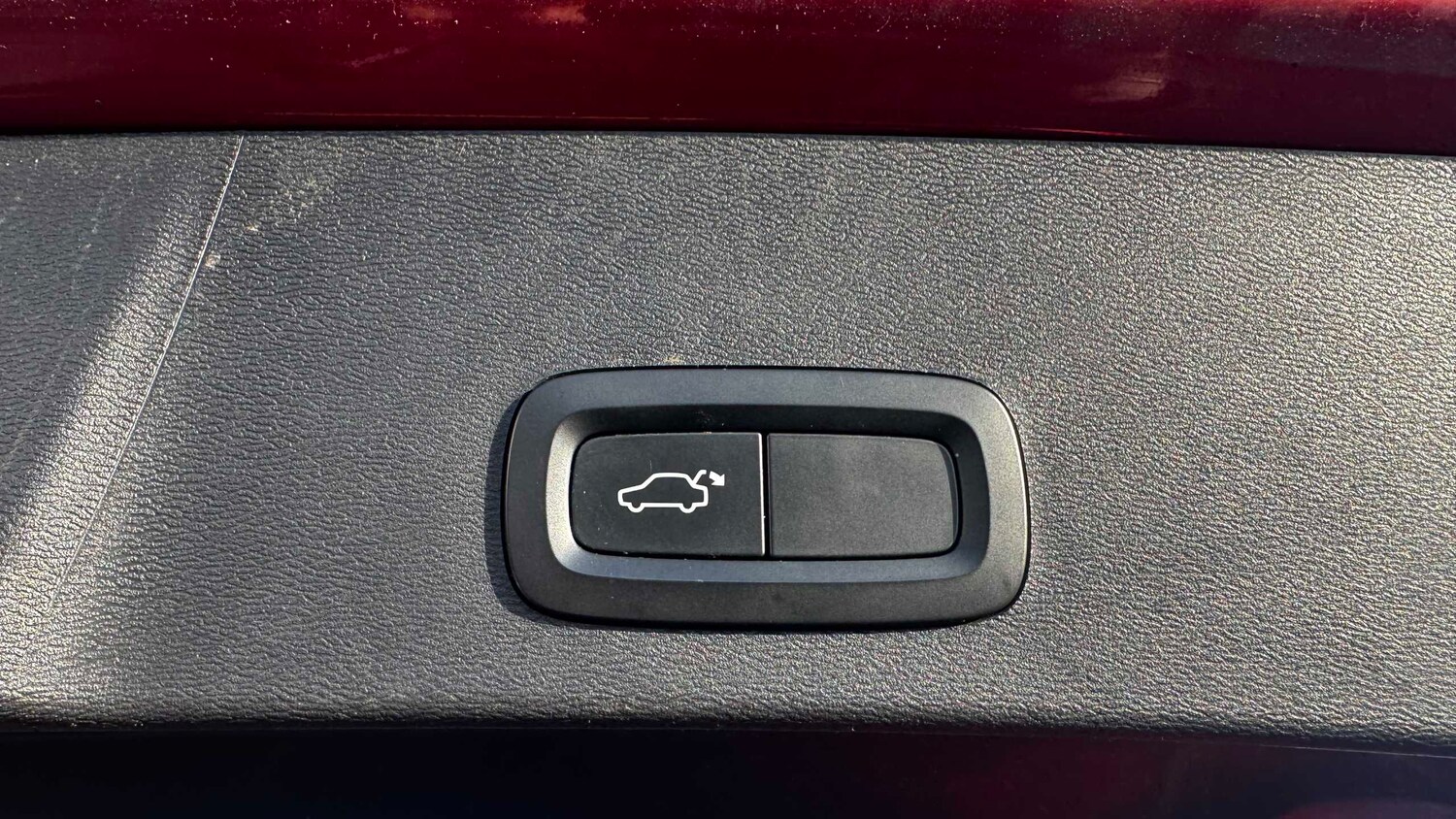 Used Volvo XC40 for sale - 77858777: Photo 9