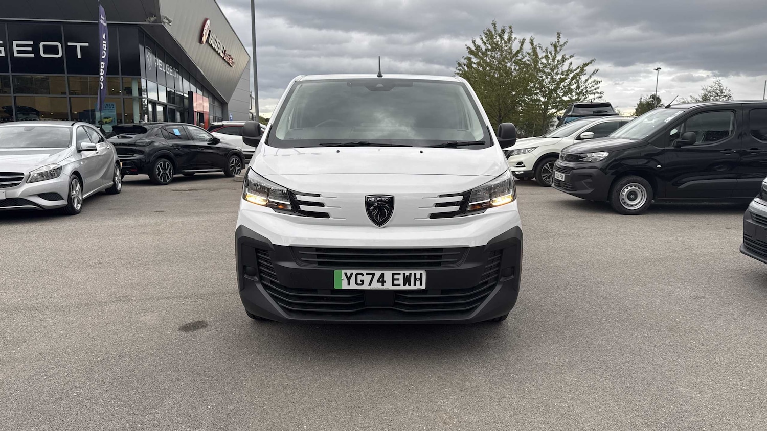 Used Peugeot Expert 2025 for sale - 77861101: Photo 2