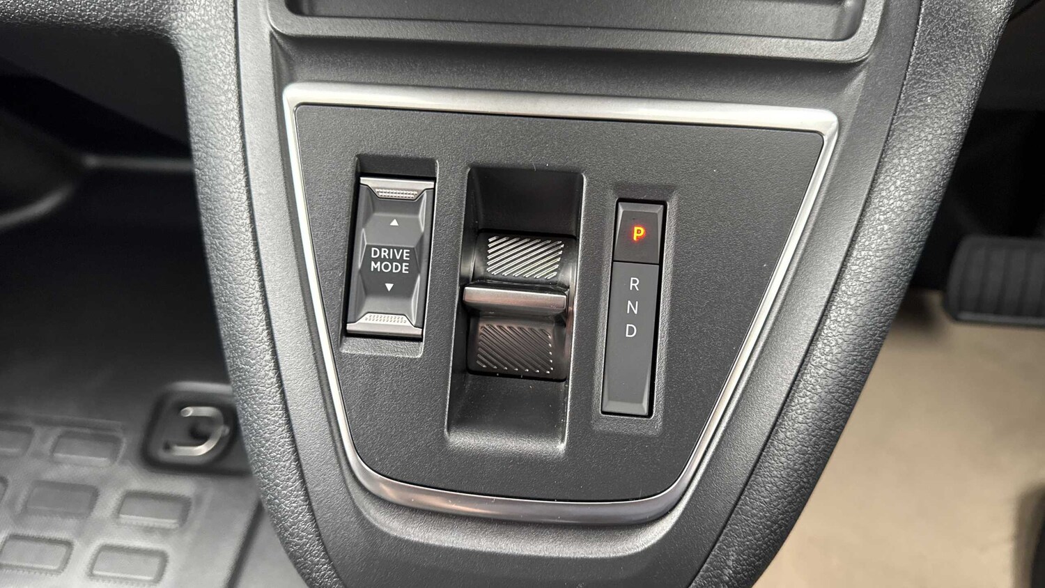 Used Peugeot Expert 2025 for sale - 77861101: Photo 25