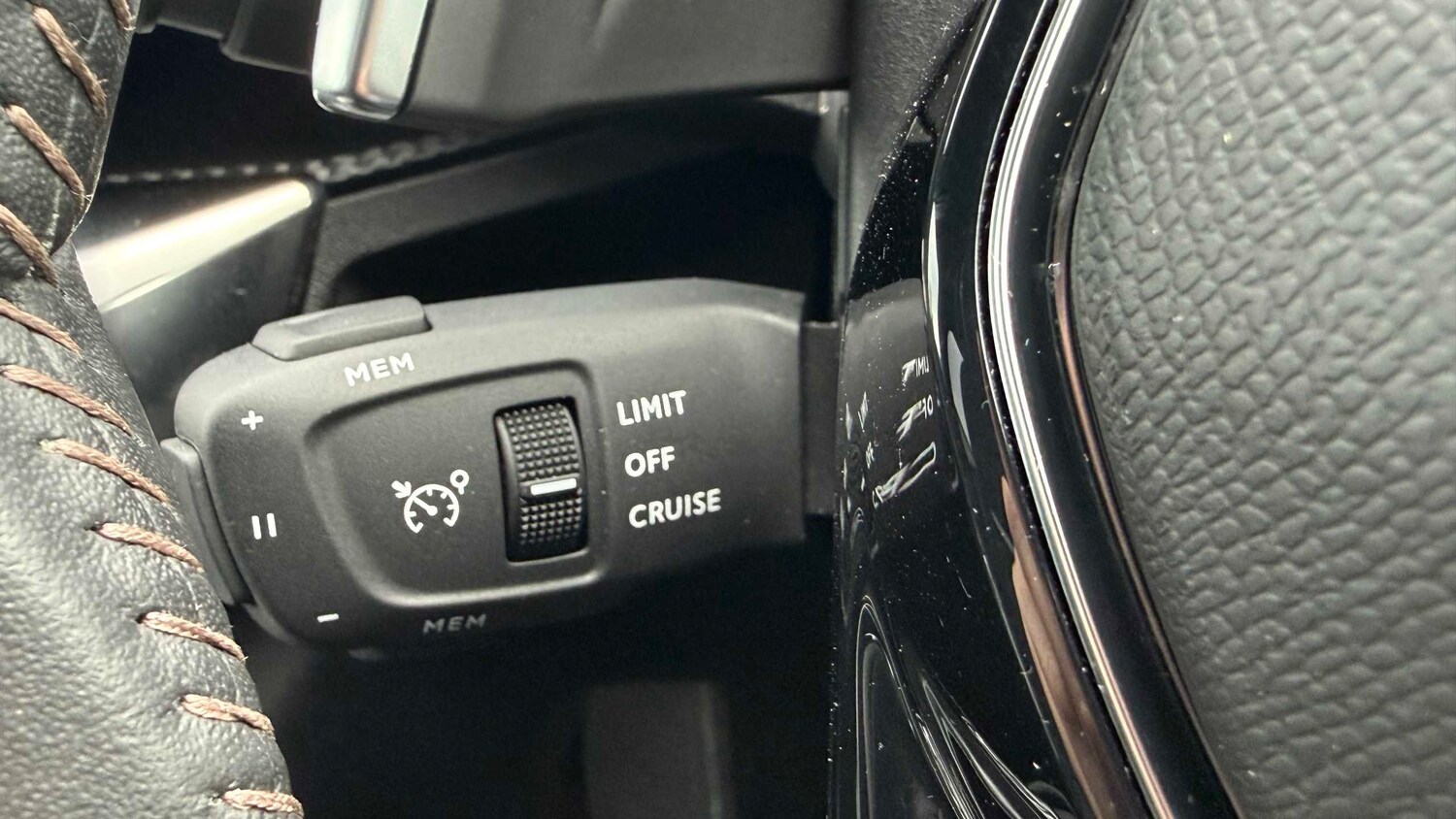 Used Peugeot 3008 for sale - 77861274: Photo 23