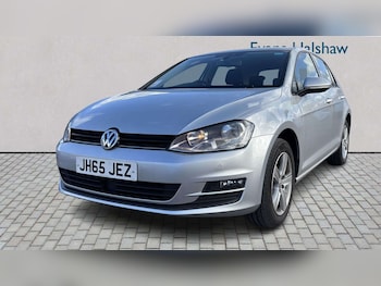 Used Volkswagen Golf 2015 for sale - 77860557: Photo
