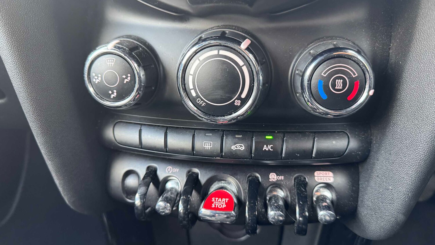 Used MINI Hatch 2021 for sale - 77857365: Photo 20