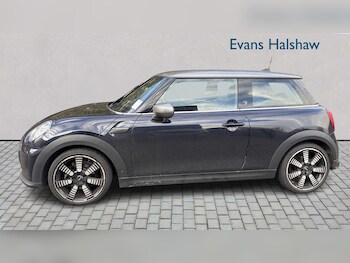Used MINI Hatch 2021 for sale - 77857365: Photo