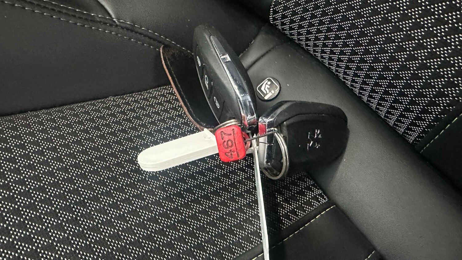 Used Peugeot 2008 for sale - 77861985: Photo 17