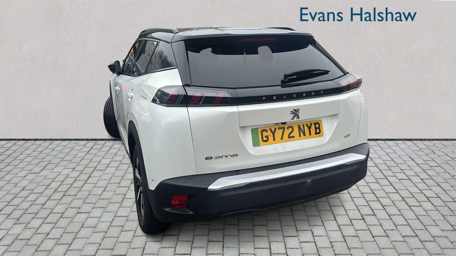 Used Peugeot 2008 for sale - 77861985: Photo 2