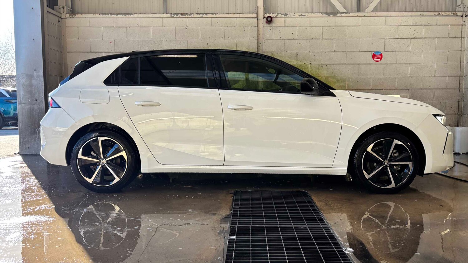 Used Vauxhall Astra 2025 for sale - 77857150: Photo 8