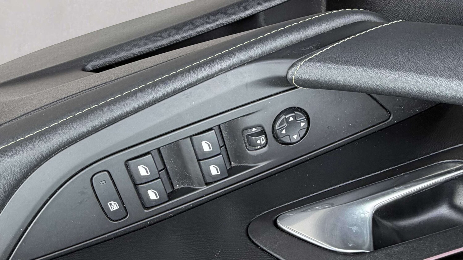 Used Peugeot 208 for sale - 77860583: Photo 7