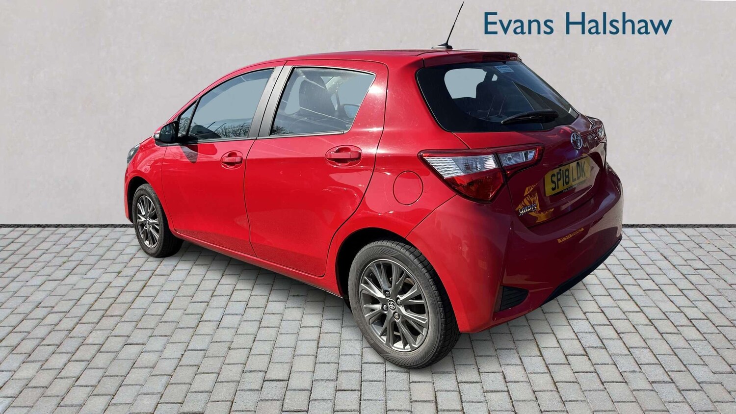 Used Toyota Yaris 2018 for sale - 78208845: Photo 7