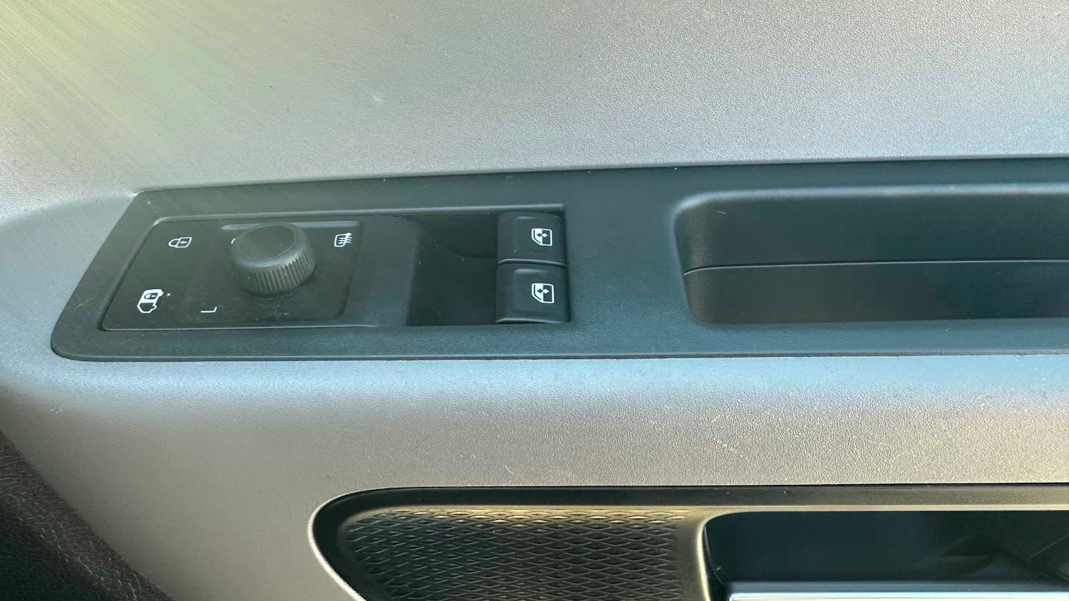 Used Volkswagen ID.Buzz 2024 for sale - 78090107: Photo 14