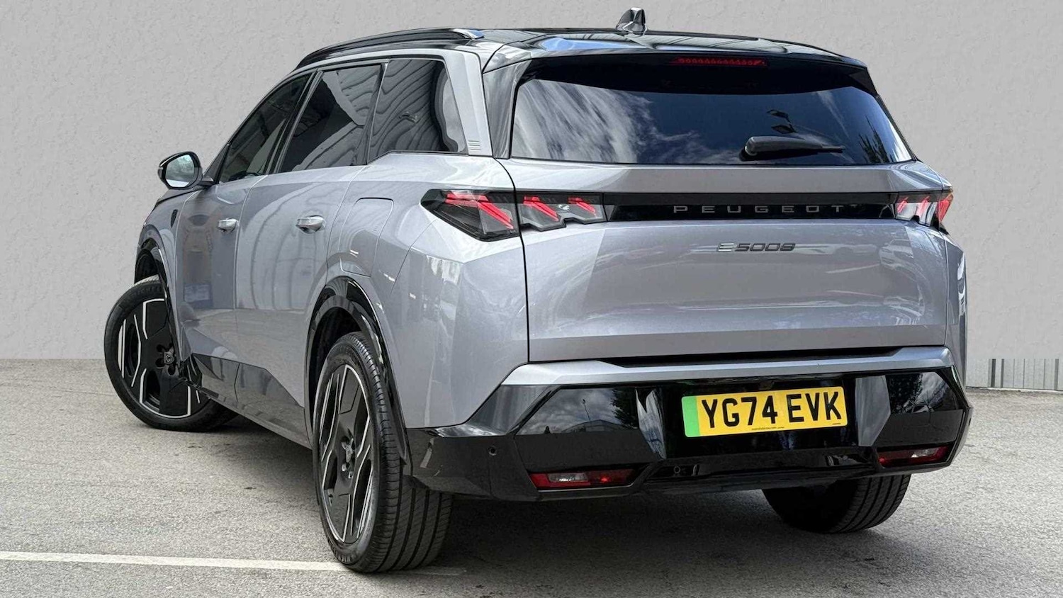 Used Peugeot 5008 2024 for sale - 77856604: Photo 2