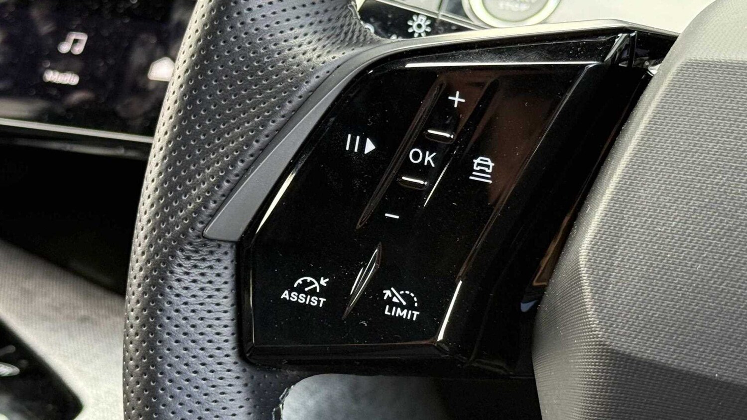 Used Peugeot 5008 2024 for sale - 77856604: Photo 20