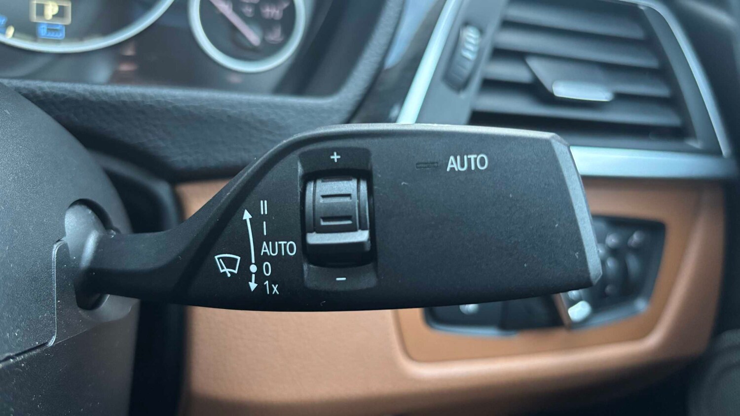 Used BMW 3 Series for sale - 77857245: Photo 15