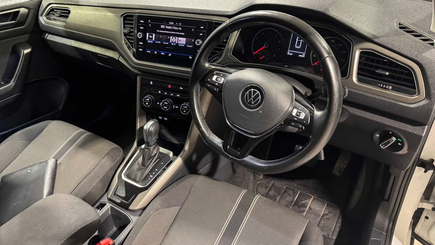 Used Volkswagen T-Roc 2021 for sale - 77860156: Photo 11