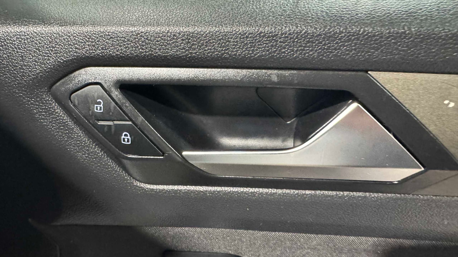 Used Volkswagen T-Roc 2021 for sale - 77860156: Photo 17