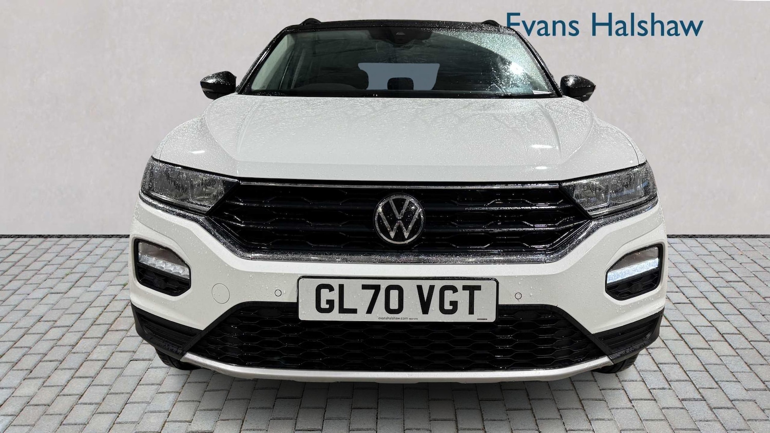 Used Volkswagen T-Roc 2021 for sale - 77860156: Photo 2