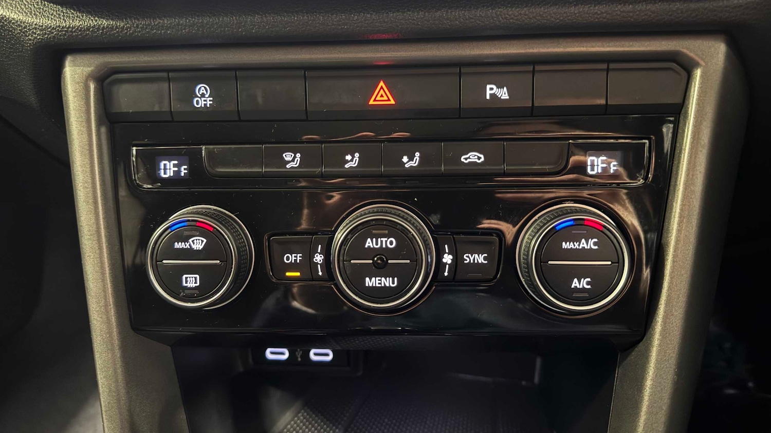 Used Volkswagen T-Roc 2021 for sale - 77860156: Photo 22