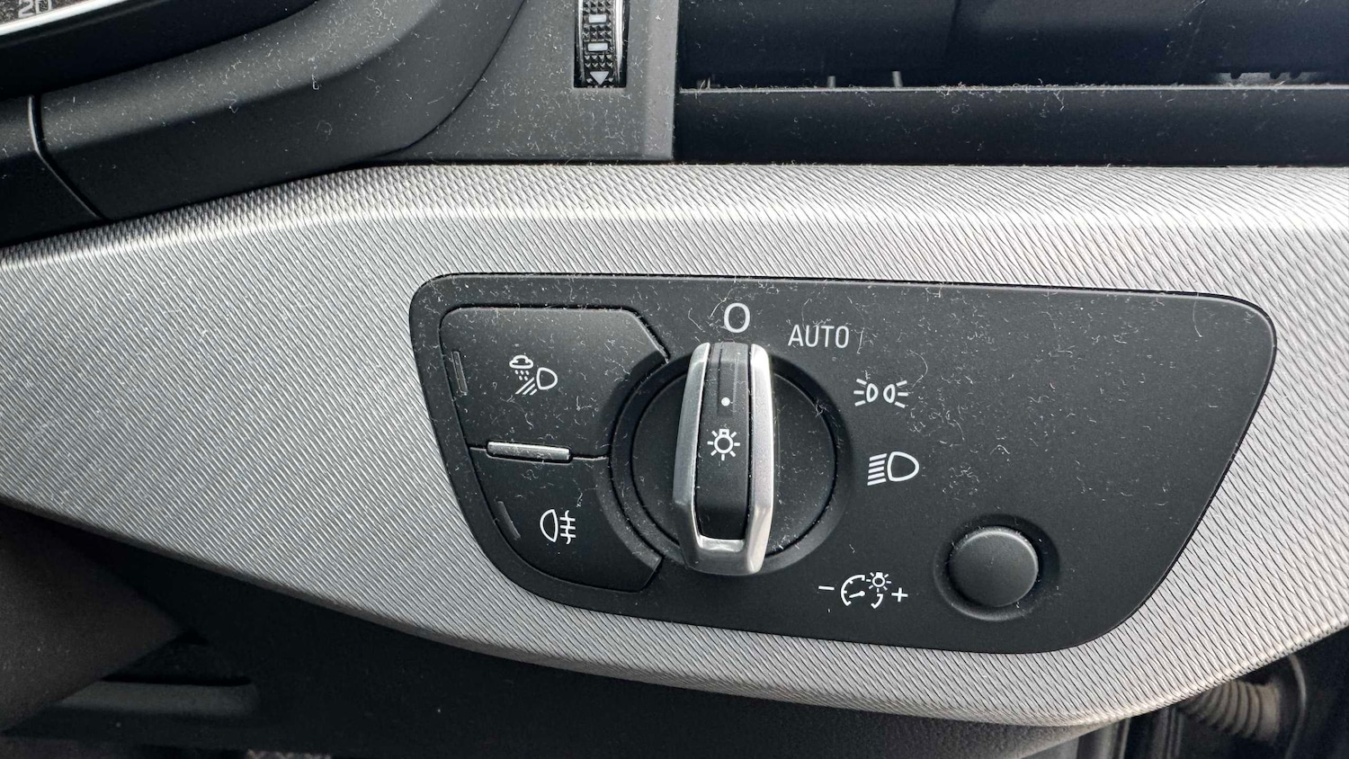 Used Audi A4 2019 for sale - 77856639: Photo 12