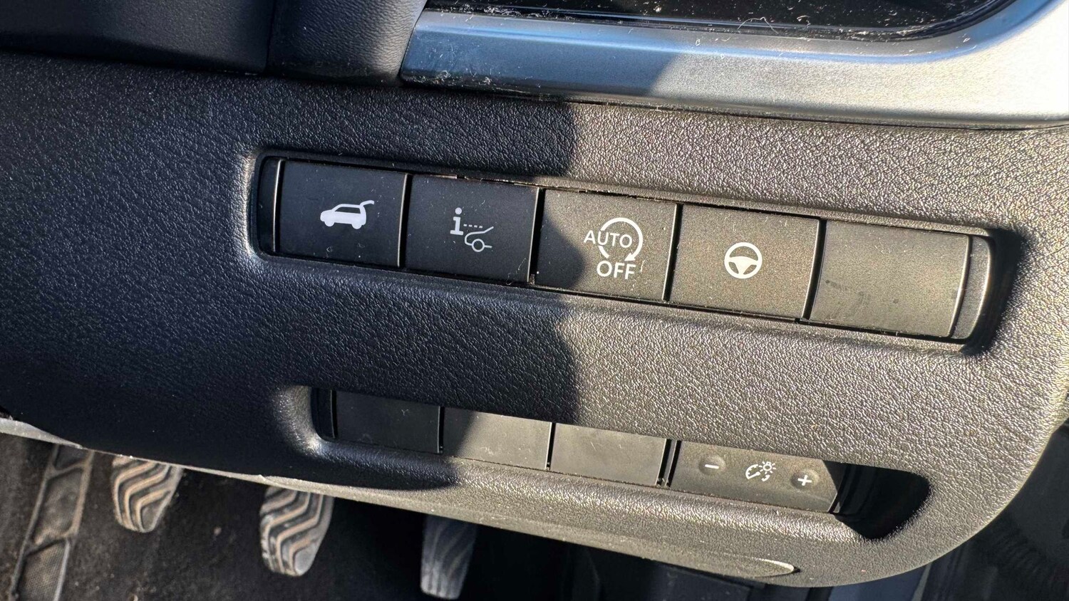 Used Nissan Qashqai for sale - 77860648: Photo 18