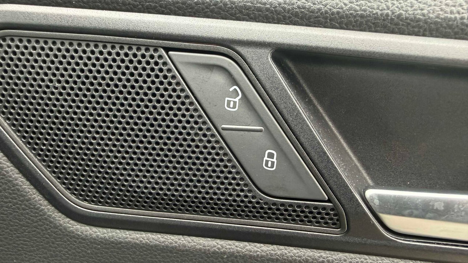 Used Volkswagen Tiguan 2019 for sale - 77856385: Photo 14