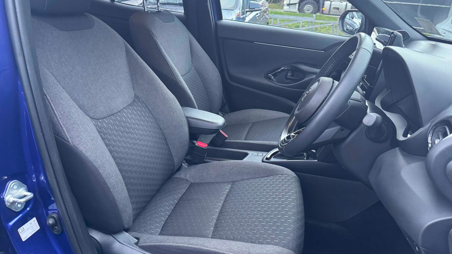 Used Toyota Yaris Cross for sale - 77860378: Photo 16